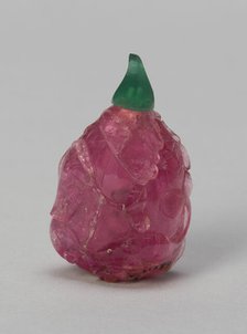 Melon-Shaped Snuff Bottle with a Squirrel and Fruiting Branches, Qing dynasty, 1800-1900. Creator: Unknown.