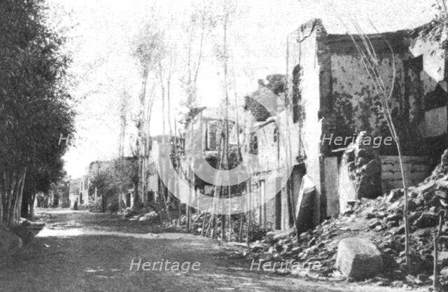 'Aux armees russes d'Asie; Etat actuel de Van: toutes les rues sont dans le meme etat', 1916. Creator: Unknown.