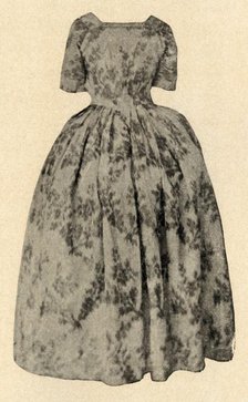 'Dress of buff chine silk, worn by Lady Stuart in Barbados Colony', c1700, (1937).  Creator: Unknown.