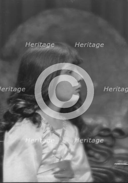 Guinness, Meraud, portrait photograph, 1913. Creator: Arnold Genthe.