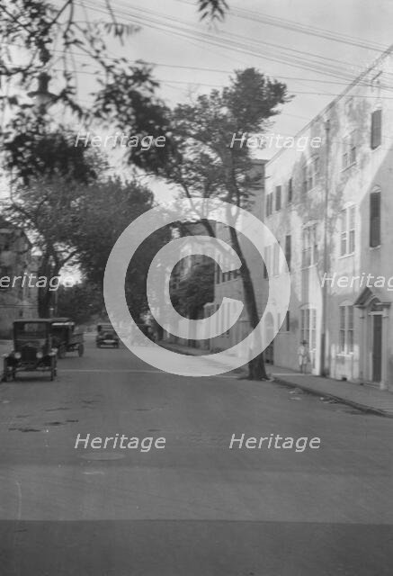 Street scene, New Orleans or Charleston, South Carolina, between 1920 and 1926. Creator: Arnold Genthe.