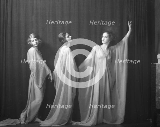 Isadora Duncan dancers, between 1915 and 1923. Creator: Arnold Genthe.