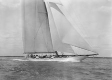 Deck of the 23-metre cutter 'Astra' sailing close-hauled, 1933. Creator: Kirk & Sons of Cowes.