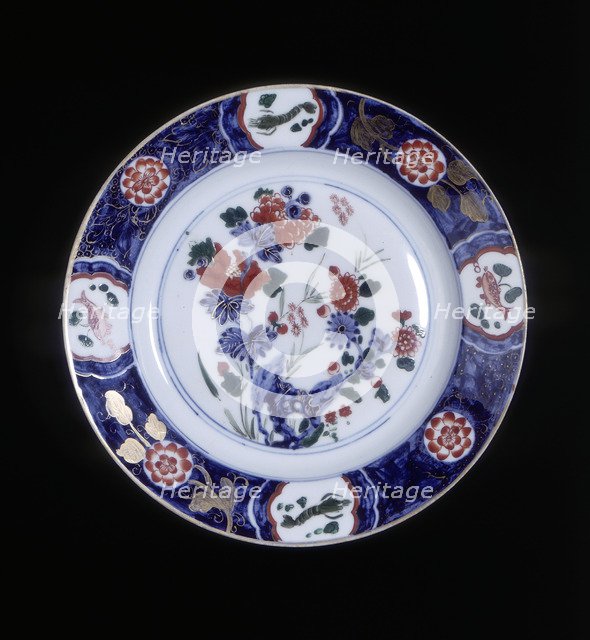 Imari-style plate, Qing dynasty, China, mid 18th century. Artist: Unknown