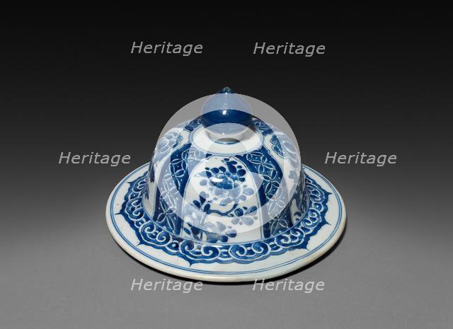 Vase with Cover (lid), Qing dynasty (1644-1912), Kangxi reign (1661-1722). Creator: Unknown.