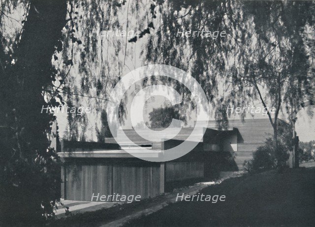 'House at Los Angeles by Richard J Neutra. - The aspect from the road approach', 1942. Artist: Unknown.