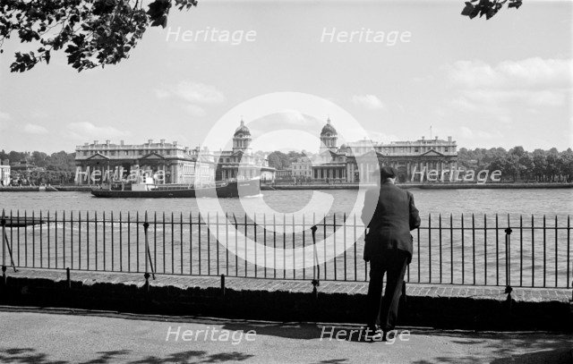 Elderly man by the River Thames, London, c1945-c1965. Artist: SW Rawlings