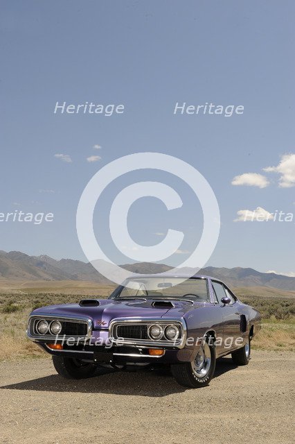 Dodge Coronet Hemi RT 1970. Artist: Simon Clay.