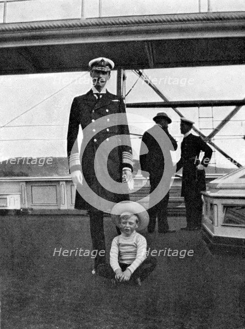 King Haakon VII of Norway (1872-1957) with his son Olav (1903-1991), 1908.Artist: Queen Alexandra