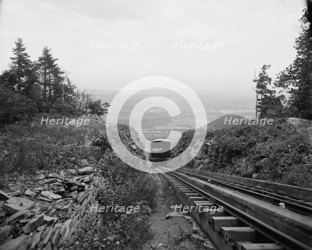 Otis Elevating Railway, looking down, Catskill Mts., N.Y., between 1895 and 1910. Creator: Unknown.