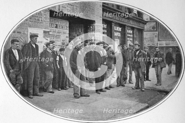 Builders' men ready for work, London, c1900 (1901). Artist: Unknown.