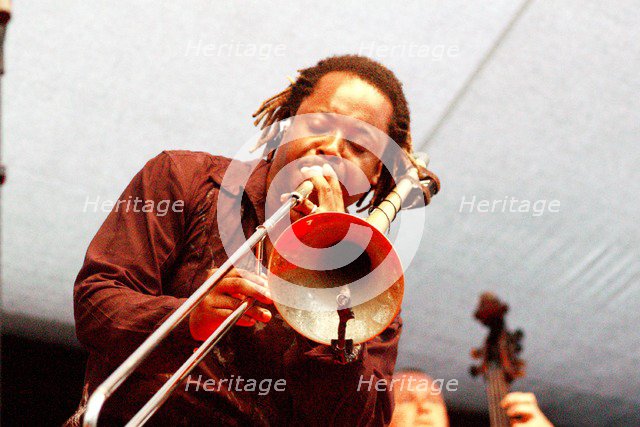 Dennis Rollins, The Hawth Theatre, Crawley, West Sussex, 2006. Artist: Brian O'Connor