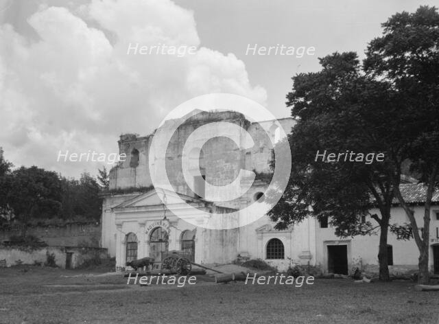 Travel views of Cuba and Guatemala, between 1899 and 1926. Creator: Arnold Genthe.