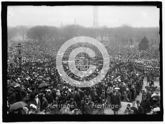 Parade, between 1909 and 1914. Creator: Harris & Ewing.
