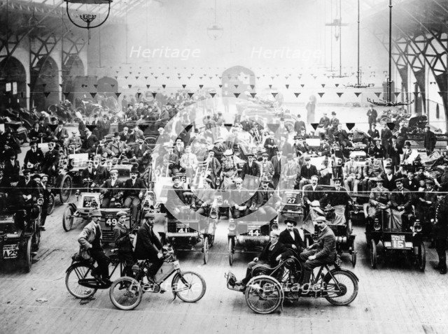 Start of the 1000 Mile Trial, (c1900s?). Artist: Unknown