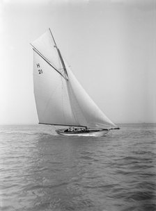 The 8 Metre 'Le Jade' (H21) sailing in fine conditions, 1912. Creator: Kirk & Sons of Cowes.
