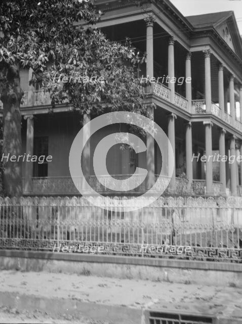 Henry Sullivan Buckner House, 1410 Jackson Avenue, New Orleans, between 1920 and 1926. Creator: Arnold Genthe.