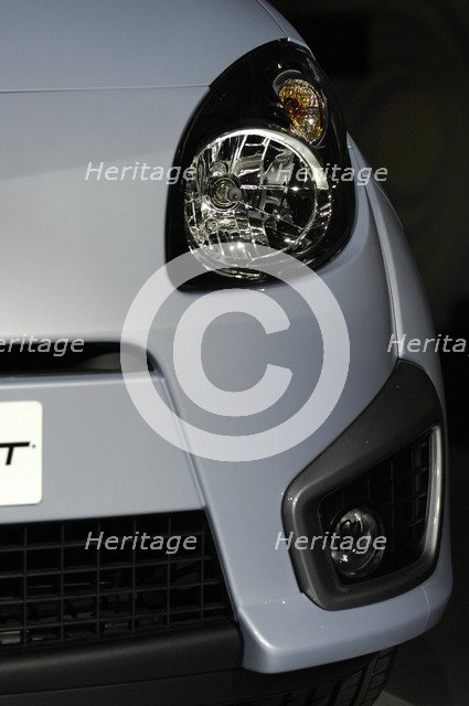 Renault Twingo Sport - launch 2007. Artist: Simon Clay.