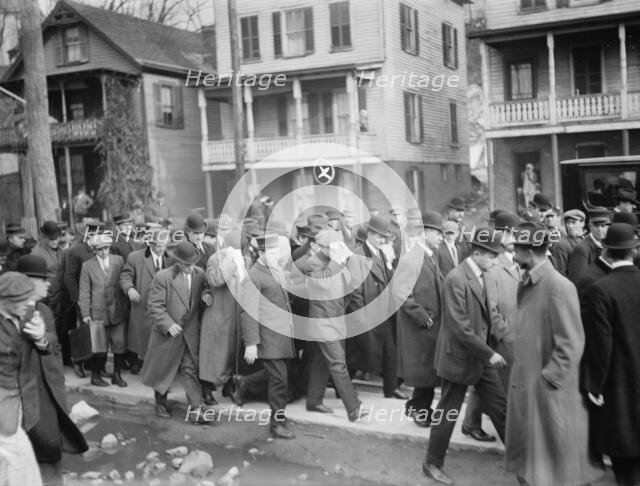 Gunmen arriving at Sing Sing, Whitey Lewis, 1912. Creator: Bain News Service.