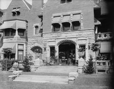 Terrace and steps, Franklin H. Walker, 850 Jefferson Avenue, Detroit, Mich., between 1905 and 1915. Creator: Unknown.