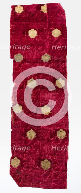 Velvet Fragment, 1400s. Creator: Unknown.