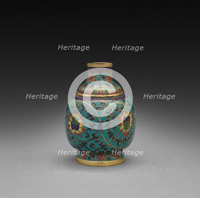 Snuff Bottle with Floral Scrolls, 1736-1795. Creator: Unknown.
