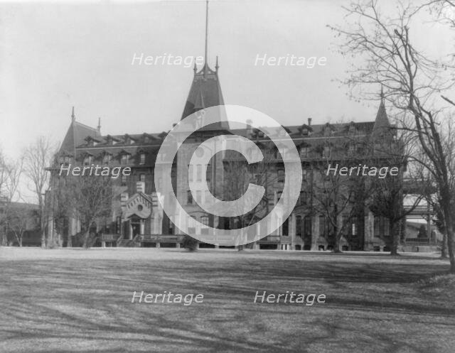 Virginia Hall - dining rooms and girls room, 1899 or 1900. Creator: Frances Benjamin Johnston.