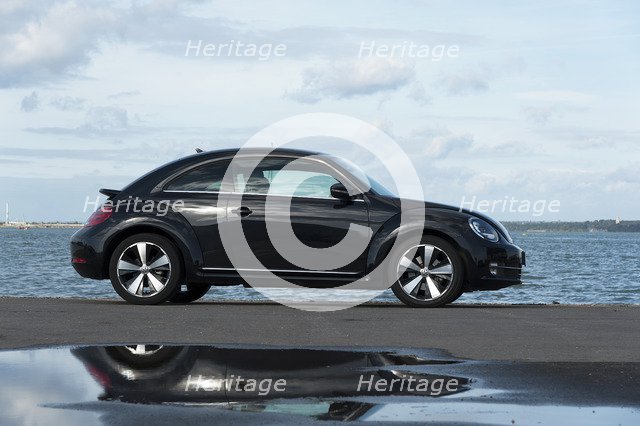 2012 Volkswagen Beetle Artist: Unknown.