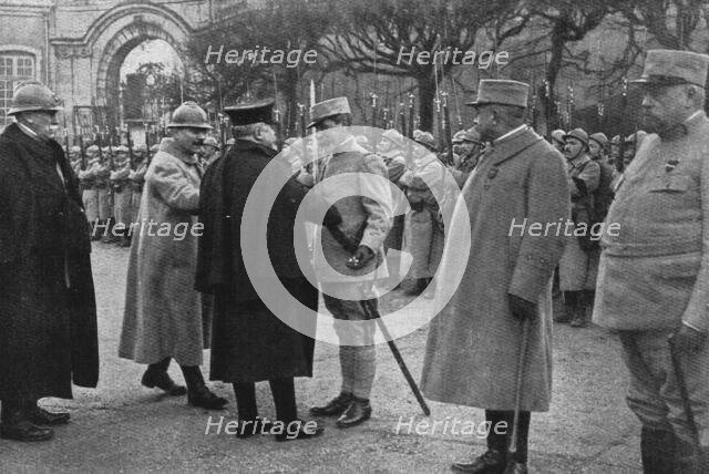 ''La remise du grand cordon de la Legion d'honneur au general Roques, commandant d'armee.', 1916. Creator: Unknown.
