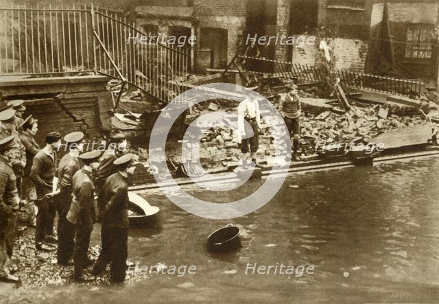 Flooding in London, 1928, (1935). Creator: Unknown.