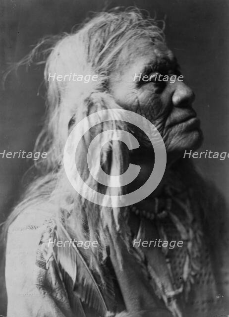 Luqaiot-Kittitas, c1910. Creator: Edward Sheriff Curtis.