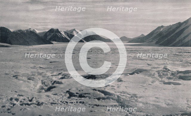 'An 'Outlet Glacier' Valley Completely Filled With Ice', c1911, (1913). Artist: Frank Debenham.