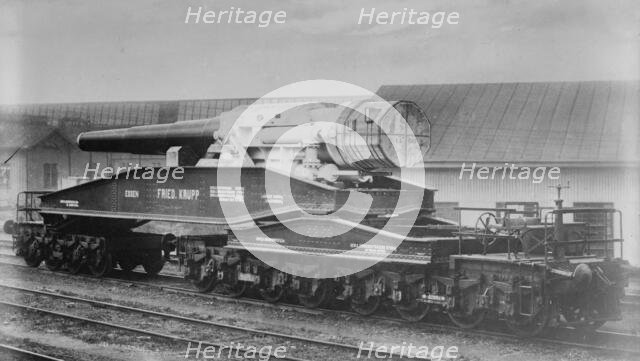 Krupp gun on R.R. car, 1914. Creator: Bain News Service.