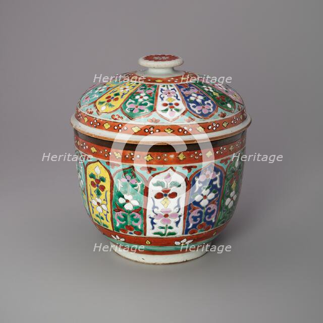 Bencharong (Five-Colored) Ware Covered Jar, 18th/19th century. Creator: Unknown.