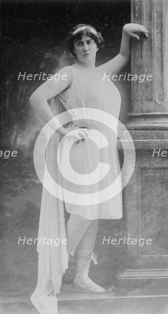 Eleonora de Cisneros, between c1915 and c1920. Creator: Bain News Service.