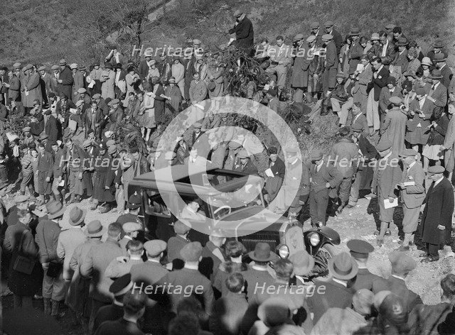 Swift competing in the MCC Lands End Trial, Beggars Roost, Devon, 1929. Artist: Bill Brunell.