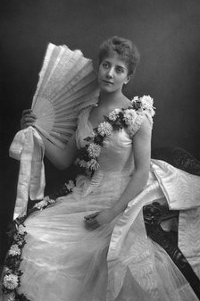 Maude Millett, actress, 1890.Artist: W&D Downey