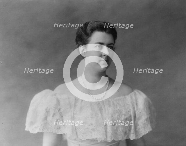 Frances F. Cleveland, February 1897. Creator: Frances Benjamin Johnston.