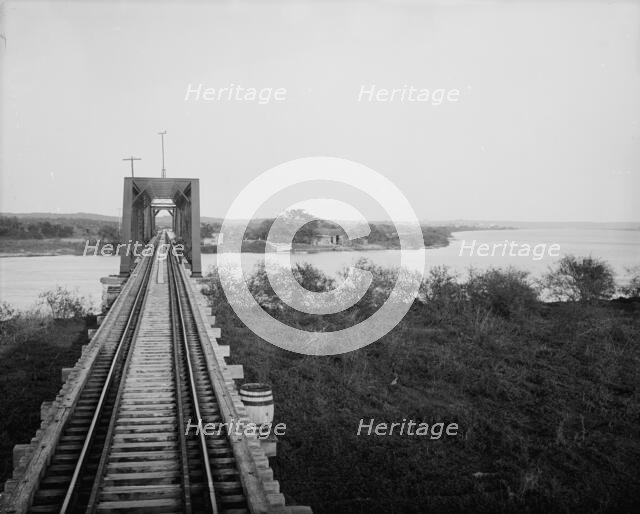 Tamesi Bridge, between 1880 and 1897. Creator: William H. Jackson.