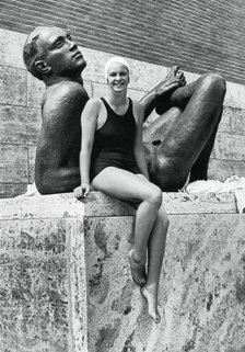 Jeanette Campbell, Argentine swimmer, Berlin Olympics, 1936. Artist: Unknown