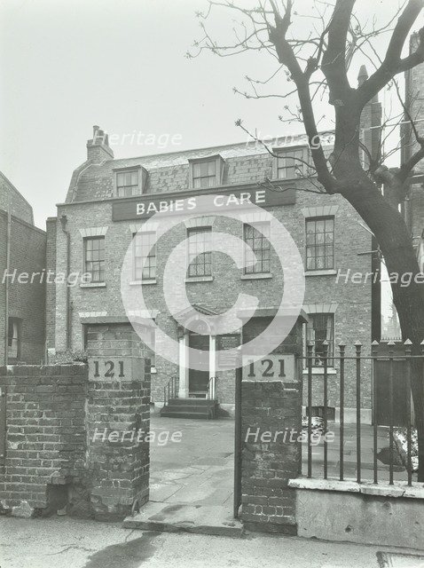 Babies Care building, Kennington Road, Lambeth, London, 1950. Artist: Unknown.