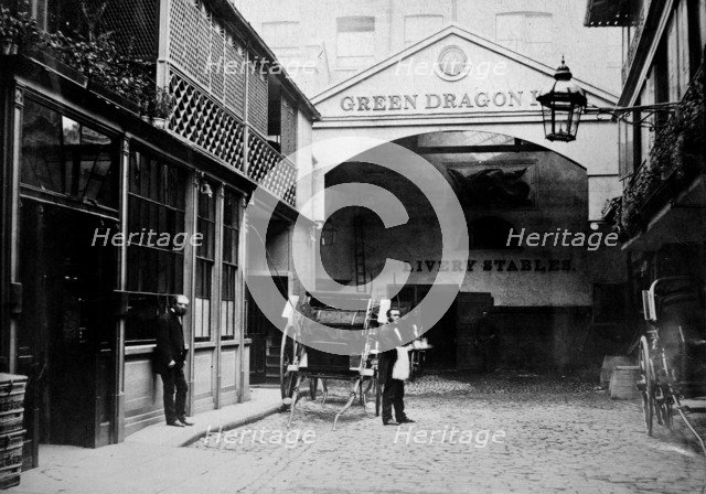 Green Dragon Inn, Bishopsgate, London. Artist: Anon