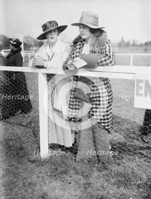 Mimi Scott and Mrs. Stev. Peabody Jr., between c1910 and c1915. Creator: Bain News Service.