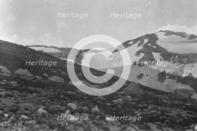 Travel views of Japan and Korea, 1908. Creator: Arnold Genthe.