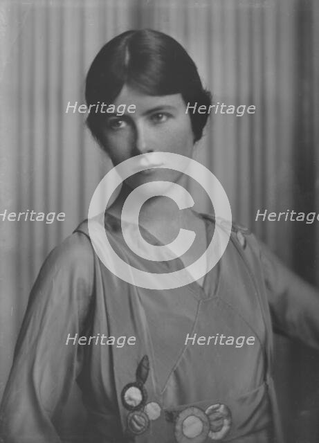 Miss Marjorie Vonnegut, portrait photograph, 1917 Nov. 15. Creator: Arnold Genthe.