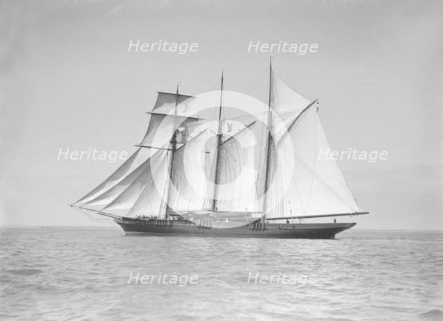 Auxiliary sailing ship 'Garina' under sail, 1911. Creator: Kirk & Sons of Cowes.