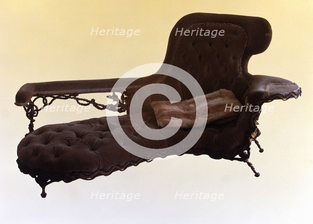 Easy chair sofa, designed by Antoni Gaudí.