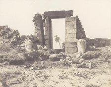 Karnak (Thèbes), Premier Pylône - Ruines de la Porte et des Colosses, ..., 1851-52, printed 1853-54. Creator: Félix Teynard.