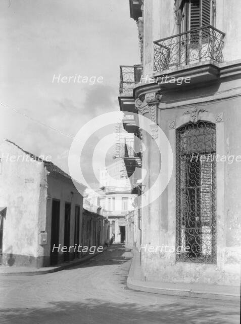 Travel views of Cuba and Guatemala, between 1899 and 1926. Creator: Arnold Genthe.