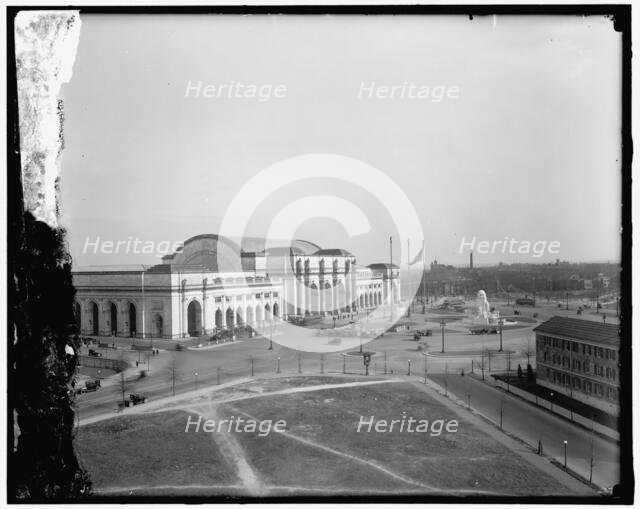 Union Station, between 1910 and 1920. Creator: Harris & Ewing.